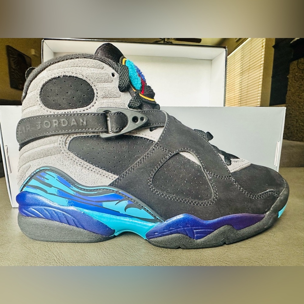 Jordan 8 Aqua